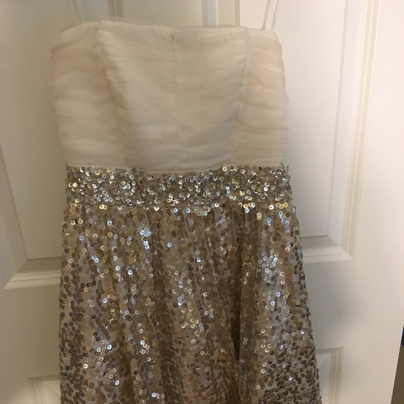 Short homecoming dress - Picture 1 of 3